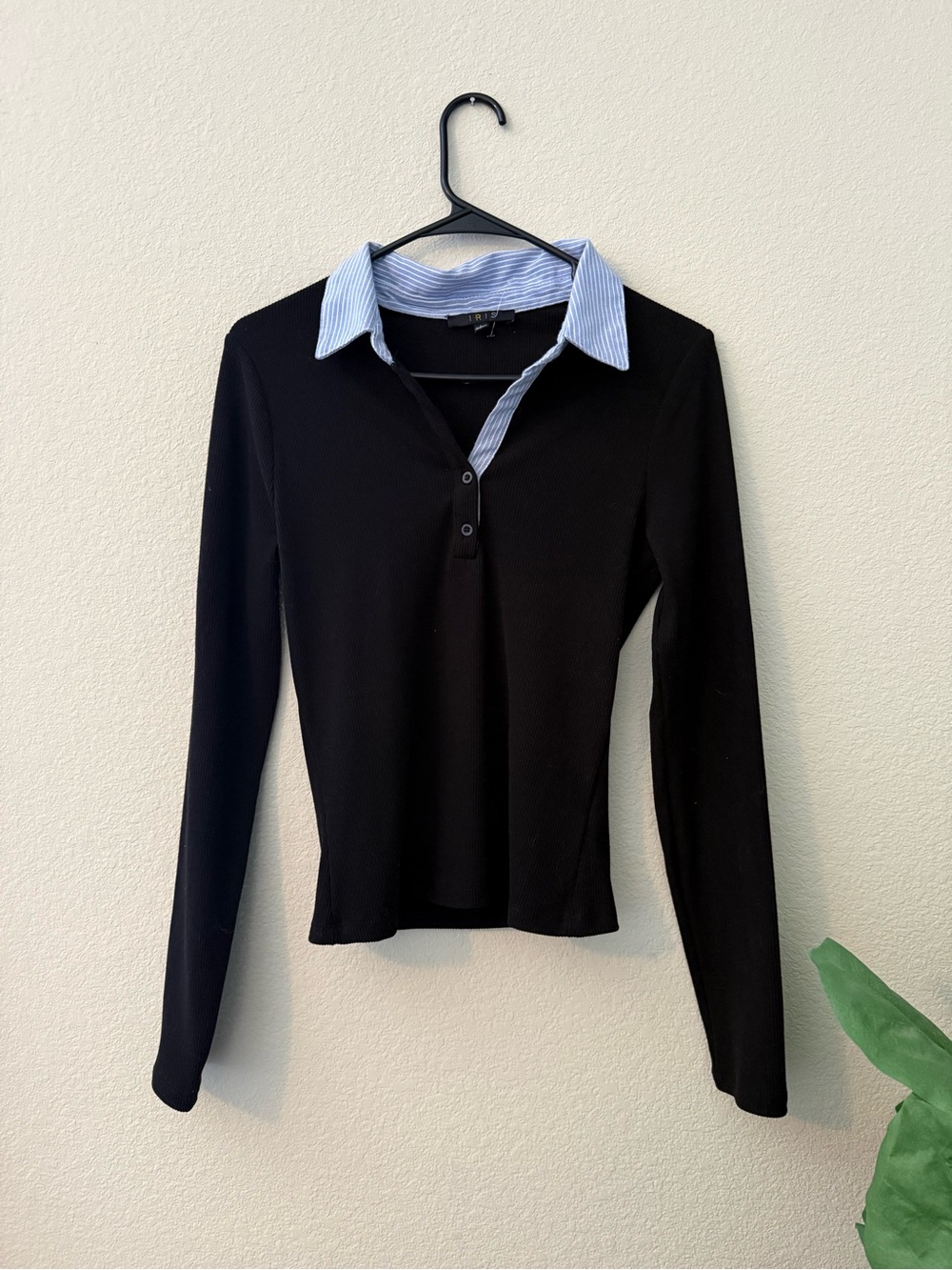Iris Polo Top with Collar